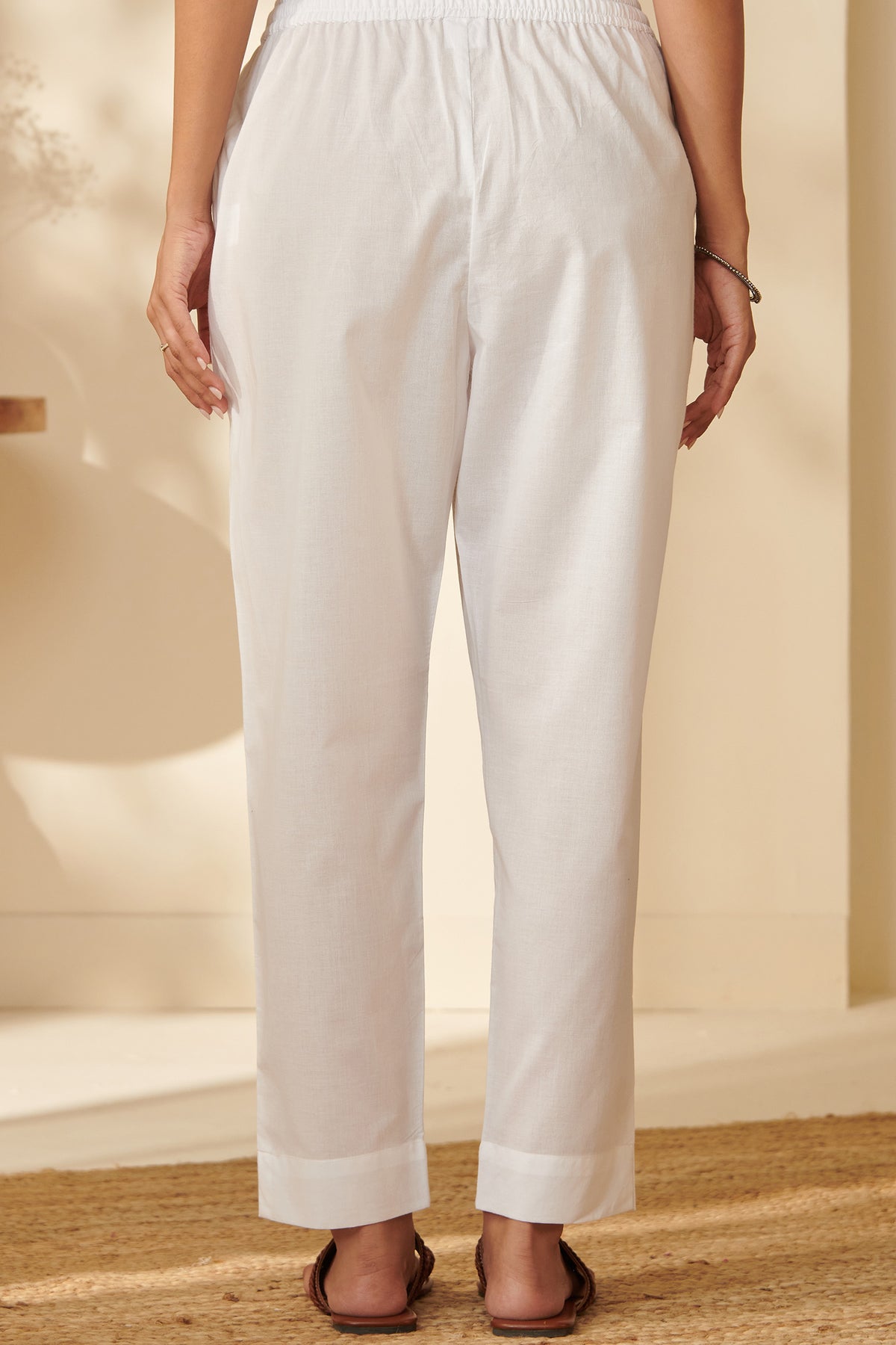 Roza Mehnaz White Narrow Pants