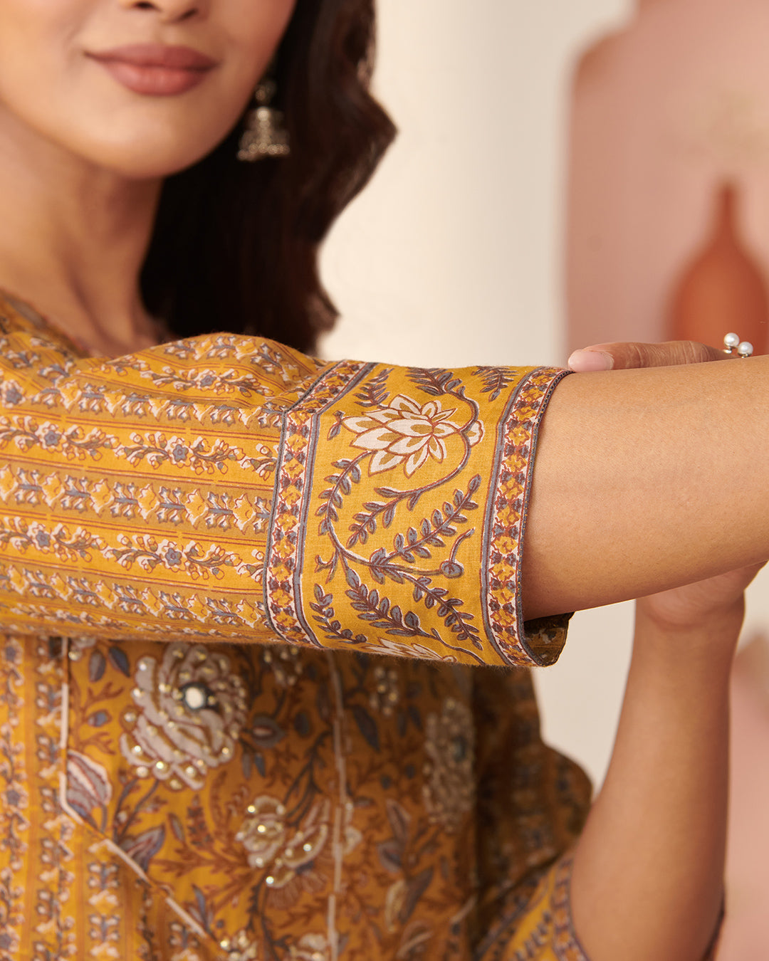 Gauhar Shahida Sanganeri Kurta