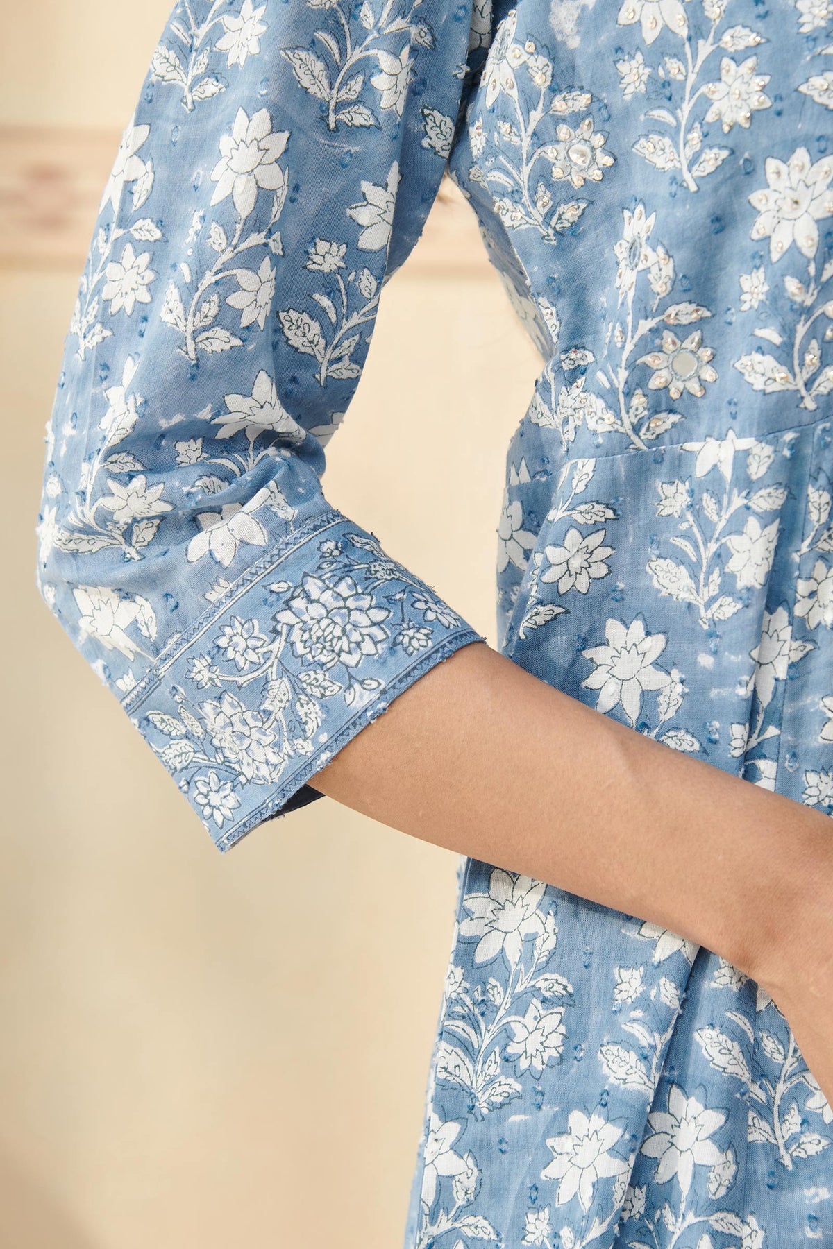 Neelofar Sahiba Sanganeri Kurta