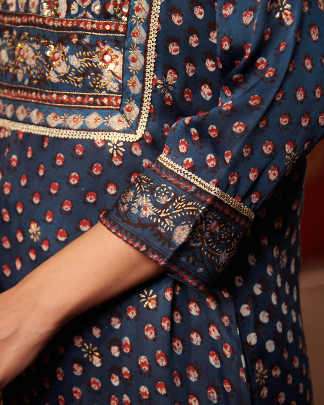 Roshanara Fareena Bagru Dabu Kurta