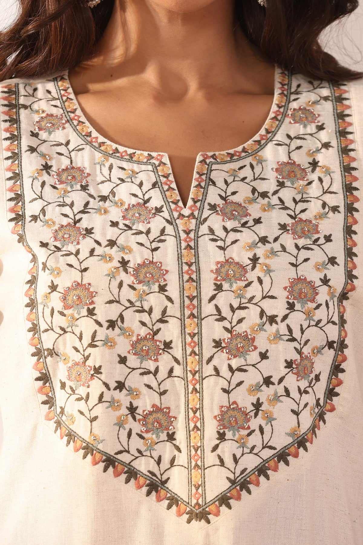 Mehraab Naureen Off White Kurta