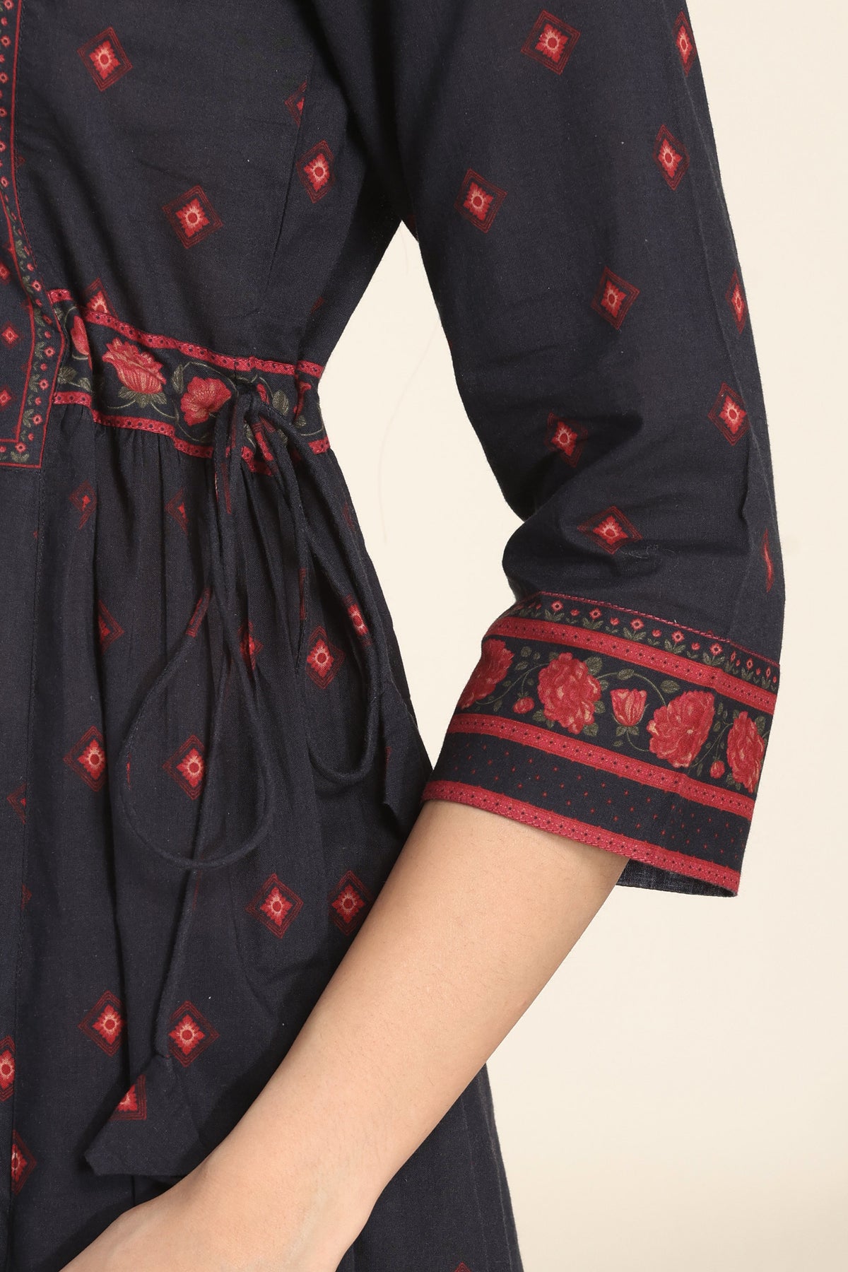 Laylah Samara Kurta