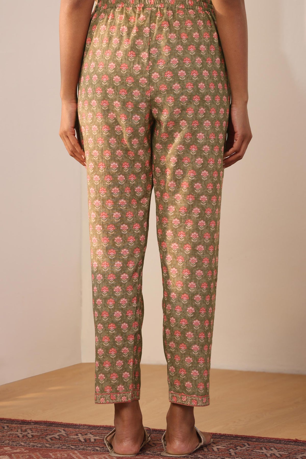 Gauhar Asma Narrow Pants