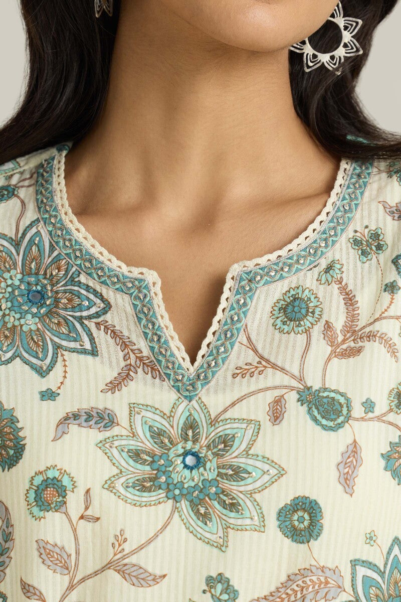 Nazmin Straight Kurta