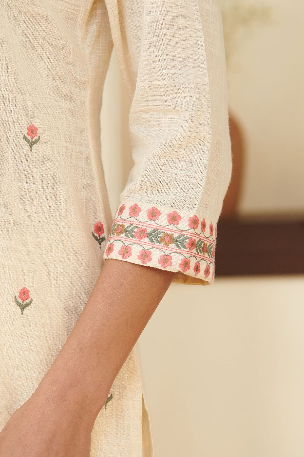 Mehraab Rabiya Cream Kurta
