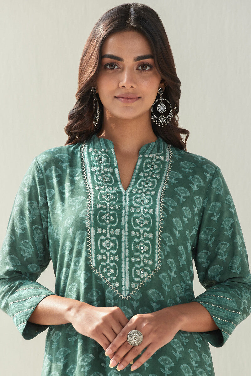 Surplus: Sehra Raahat Dabu Kurta