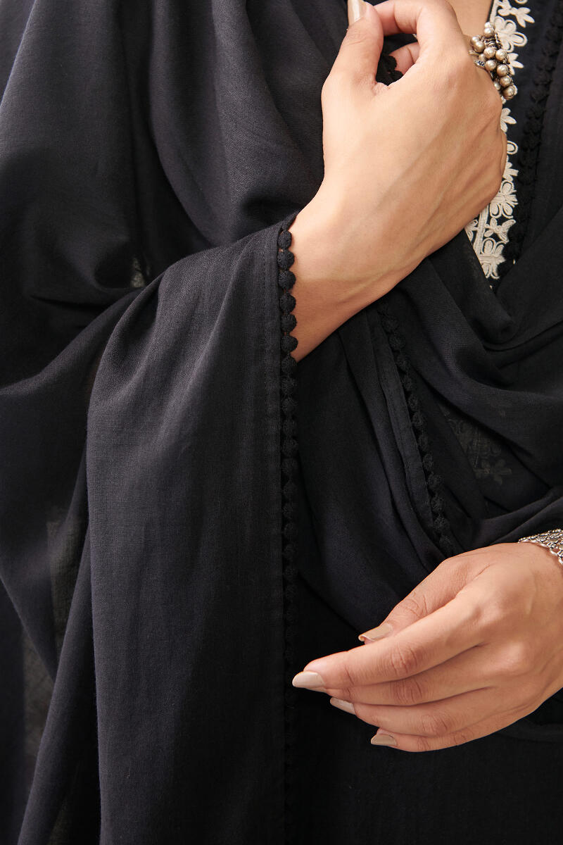 Mirza Kaynat Dupatta