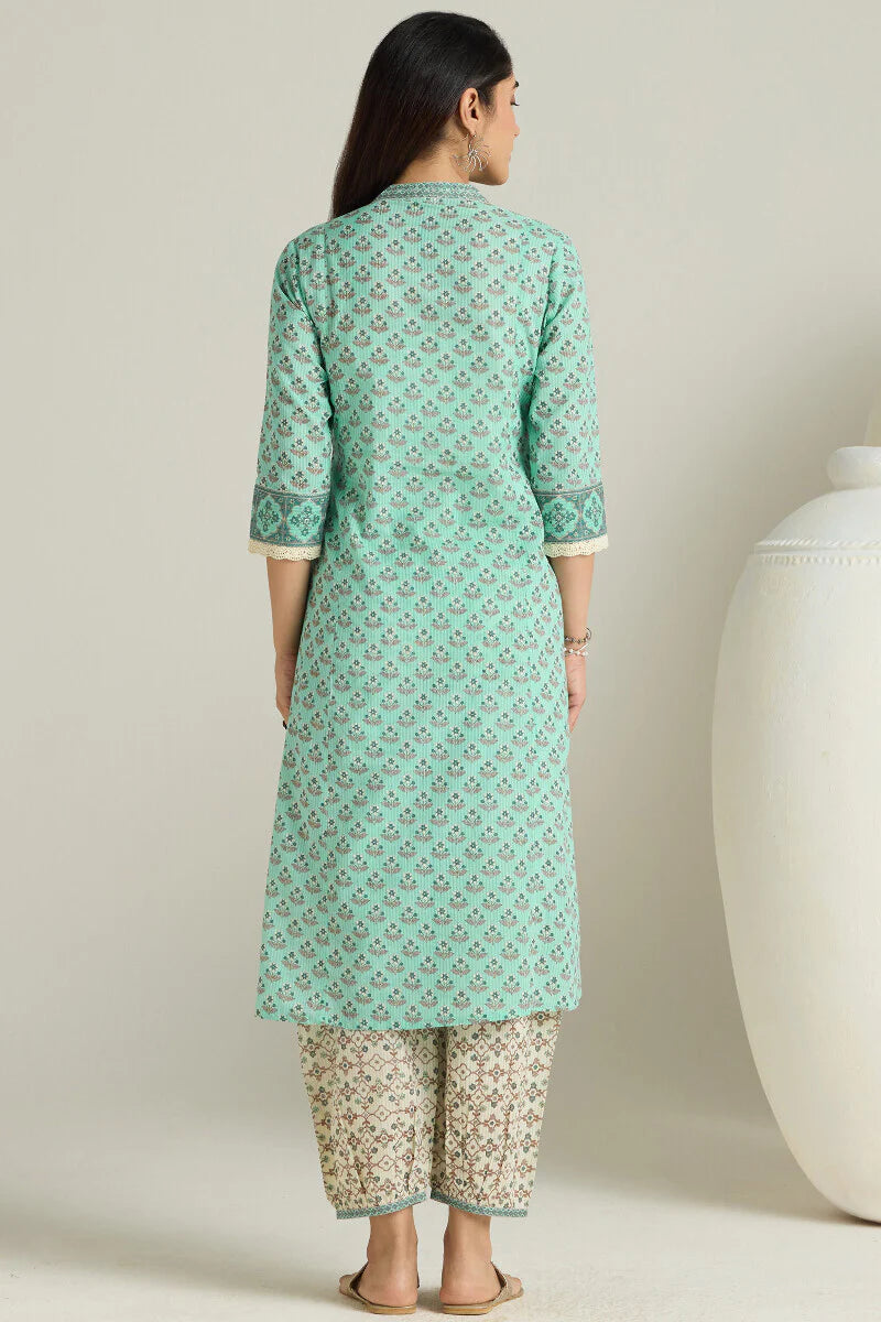 Surplus: Nazmin Angrakha Kurta