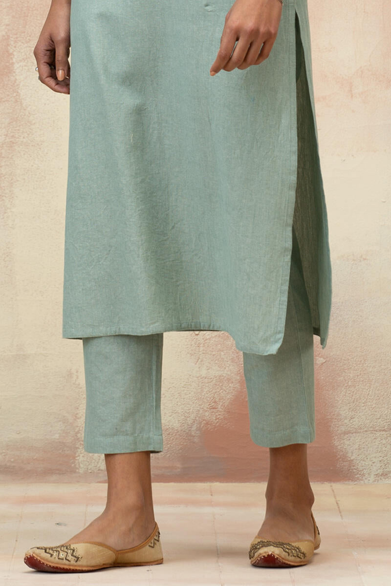 Naadirah Ruhani Handloom Kurta