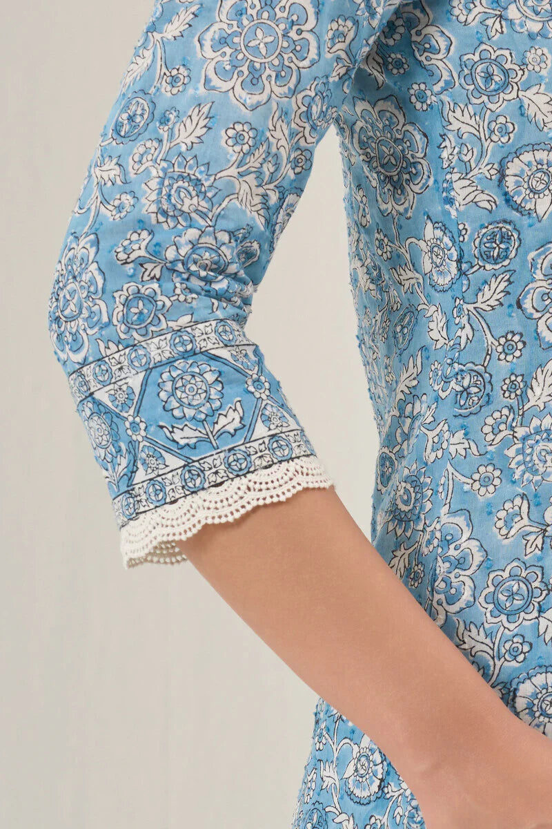 Surplus: Neelofar Gulbano Sanganeri Kurta