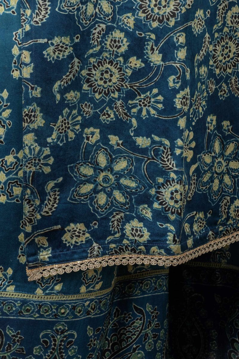 Zubeida Sabah Ajrak Modal Kurta