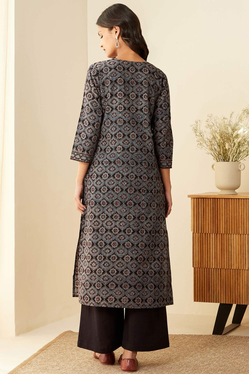Sehra Mahima Ajrak Kurta