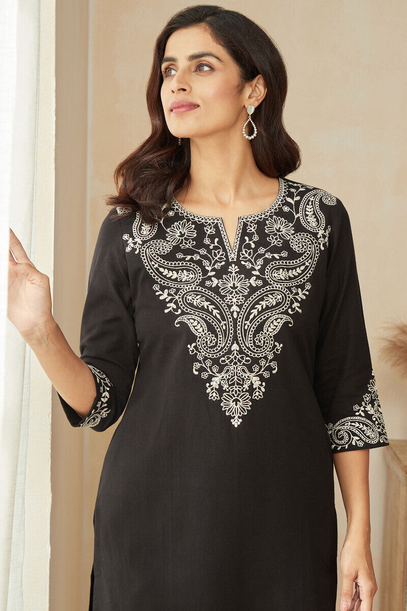 Roza Nahid Kurta