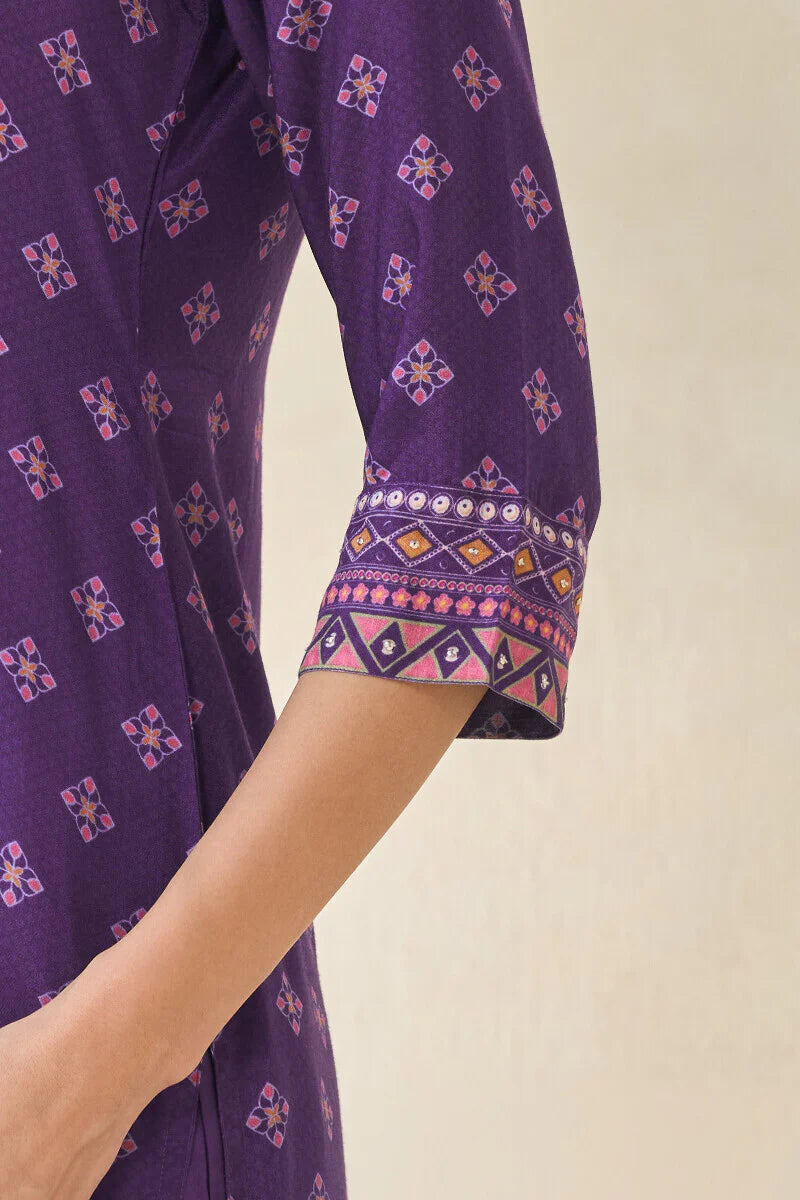 Surplus: Mehrunissa Amreen Kurta