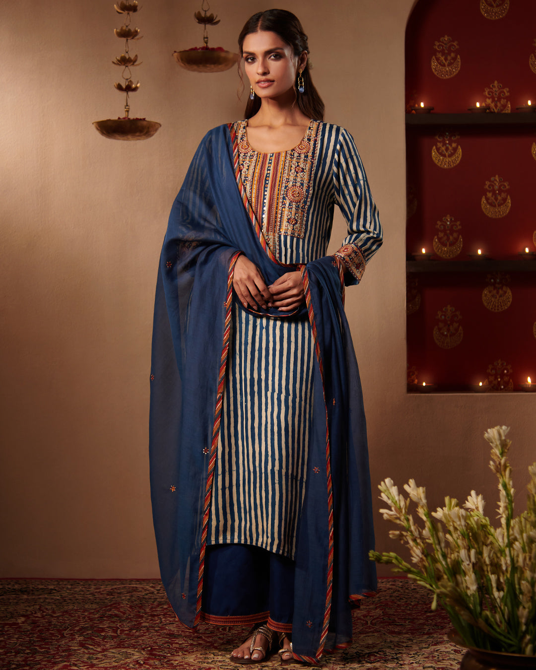 Roshanara Sehr Dabu Kurta