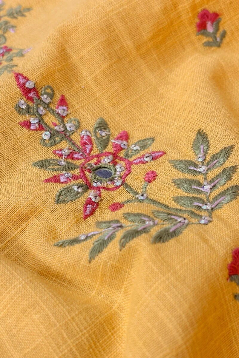 Surplus: Mehraab Shanaya Kurta