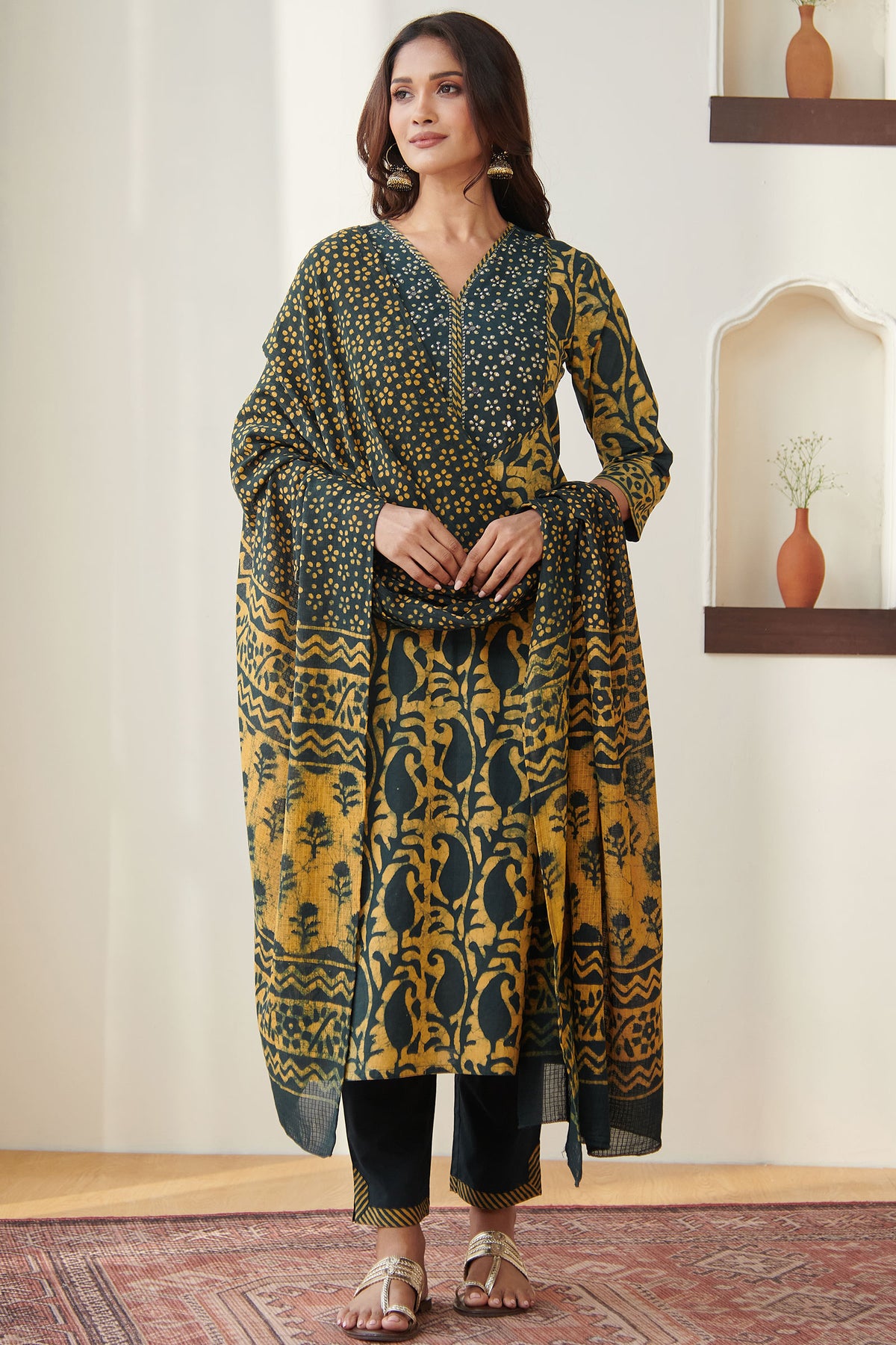 Sehra Aisha Kurta