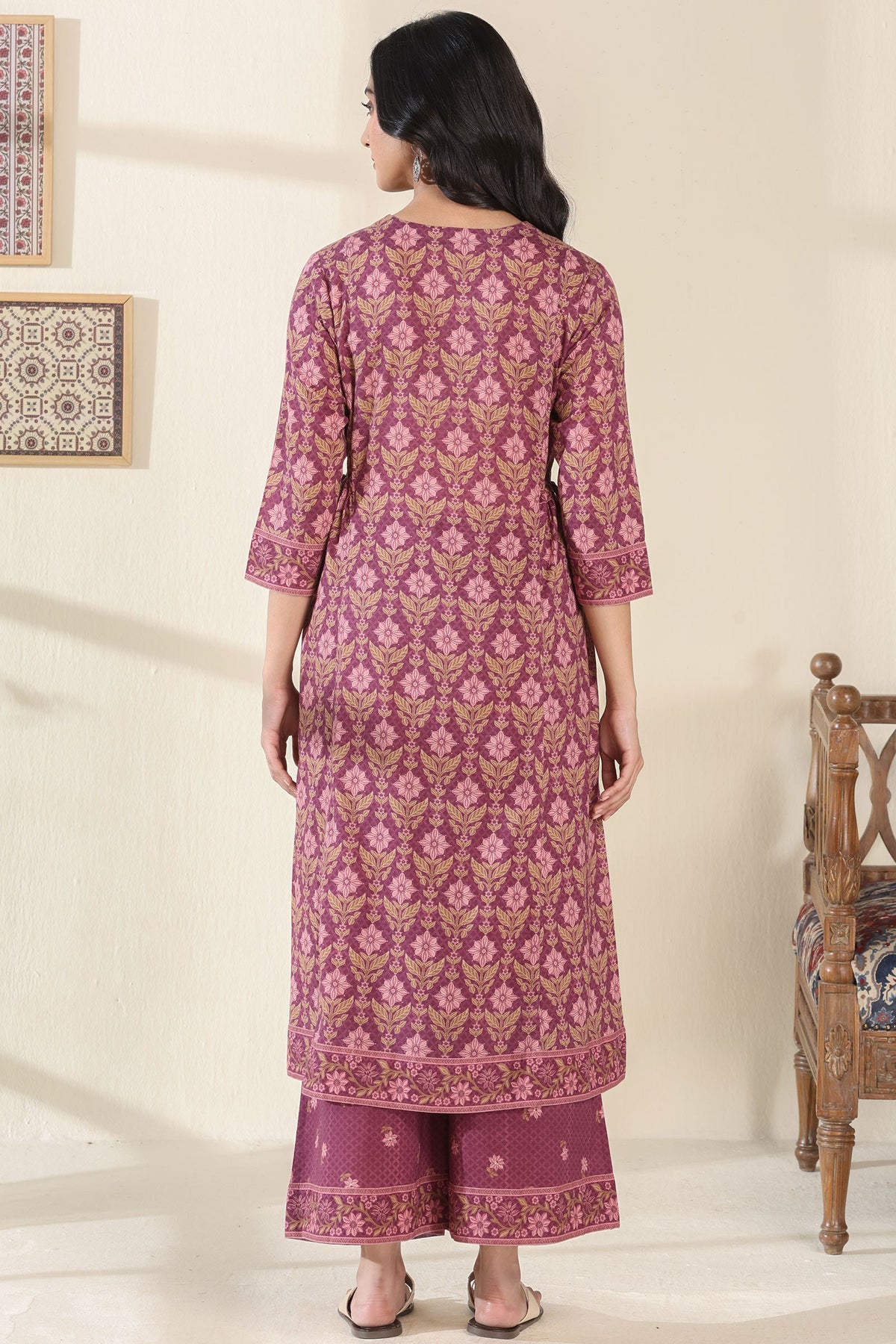 Surplus: Roz Meher Falak Kurta