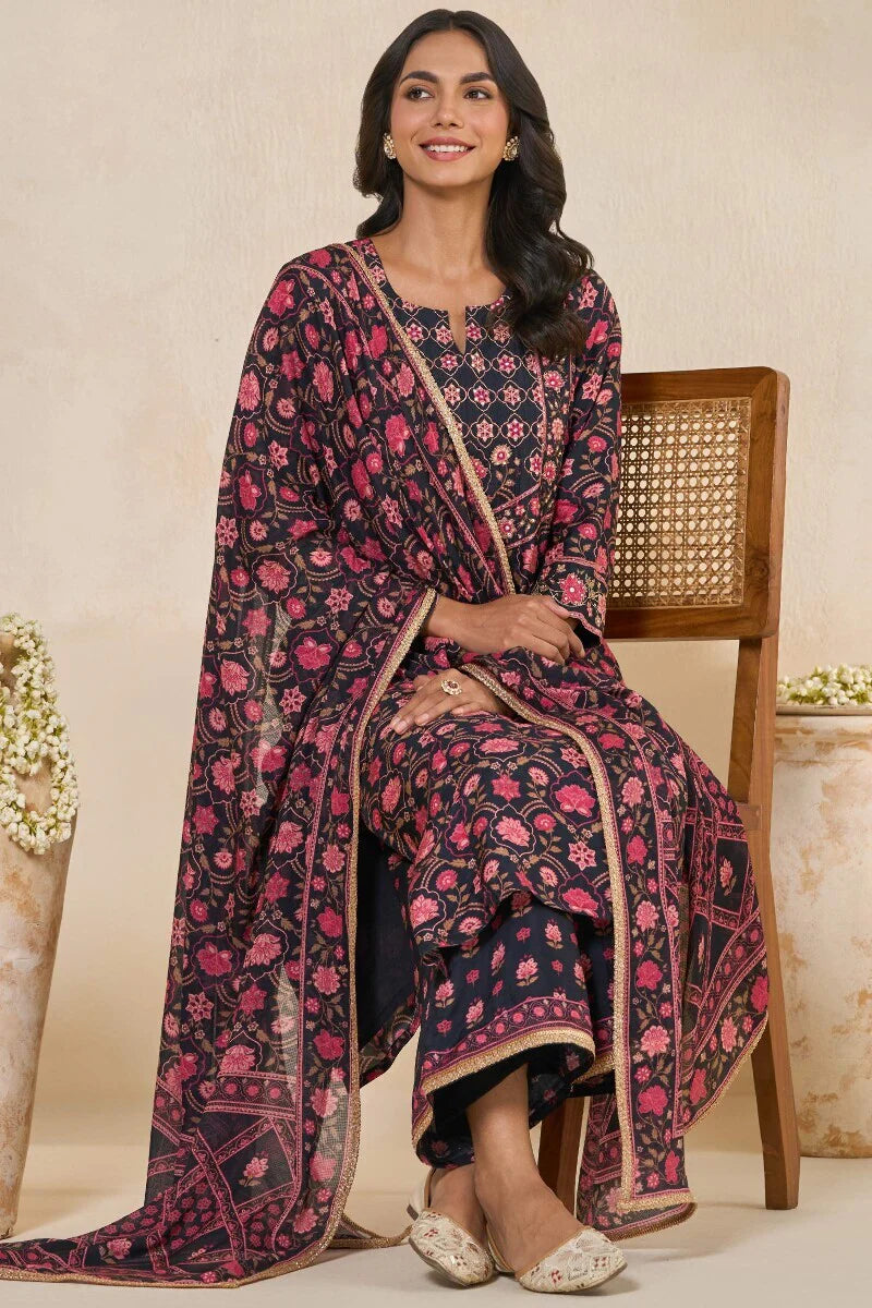 Surplus: Mehrunissa Amina Kurta