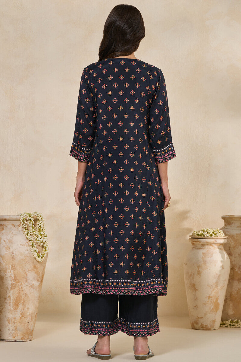 Mehrunissa Zaharaa Kurta