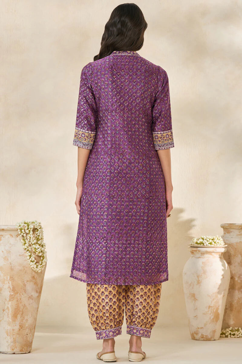 Surplus: Mehrunissa Gulnaaz Chanderi Kurta