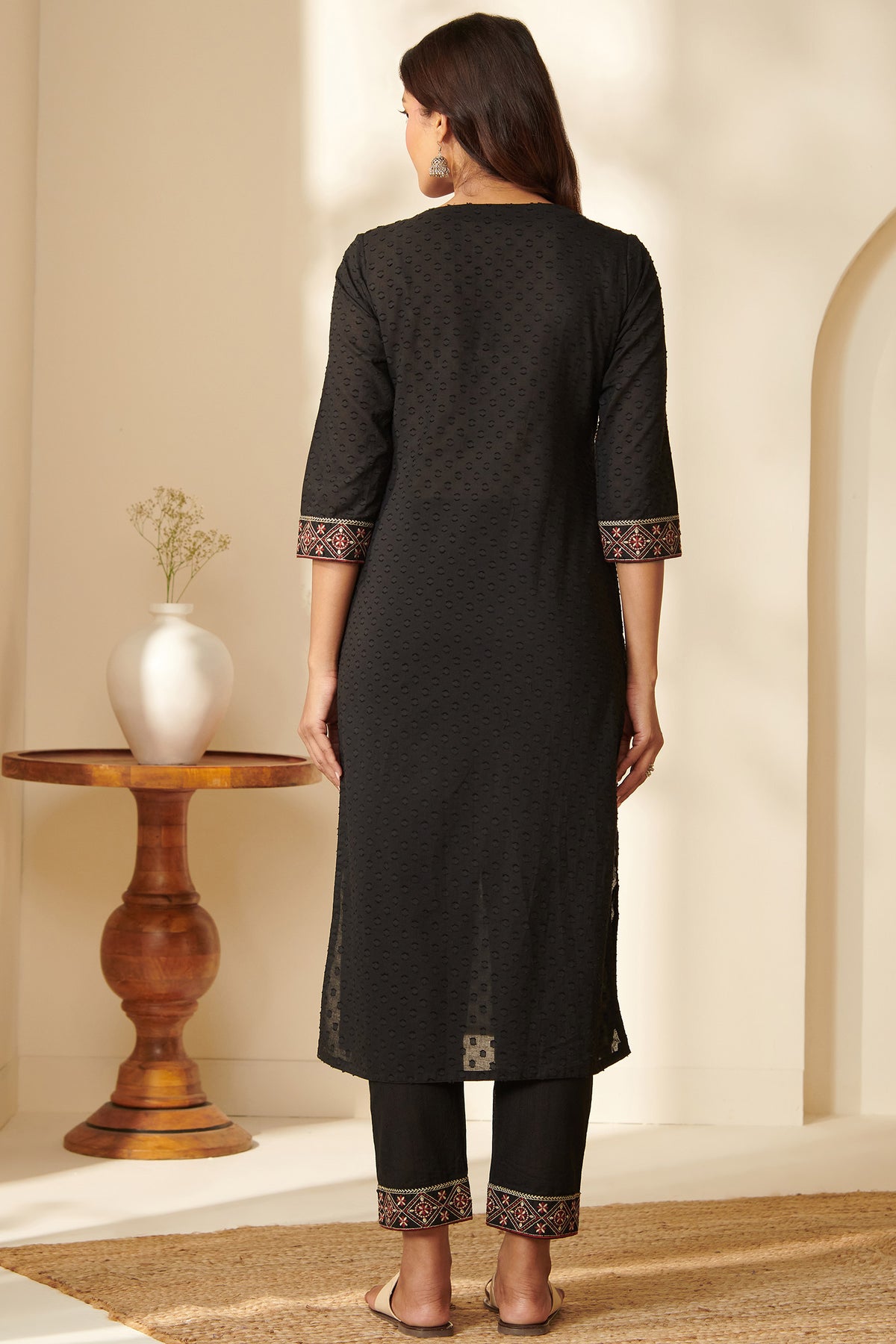 Mehraab Safiya Black Kurta