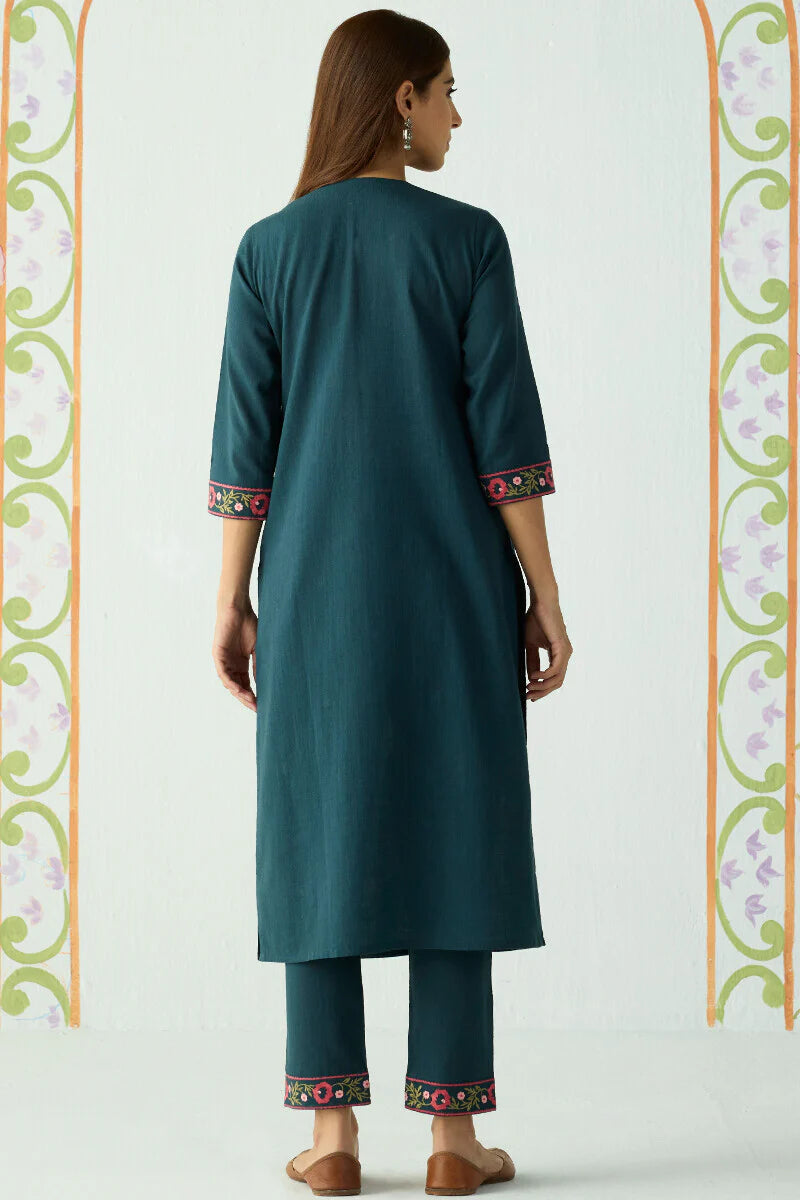 Surplus: Mehraab Maira Kurta