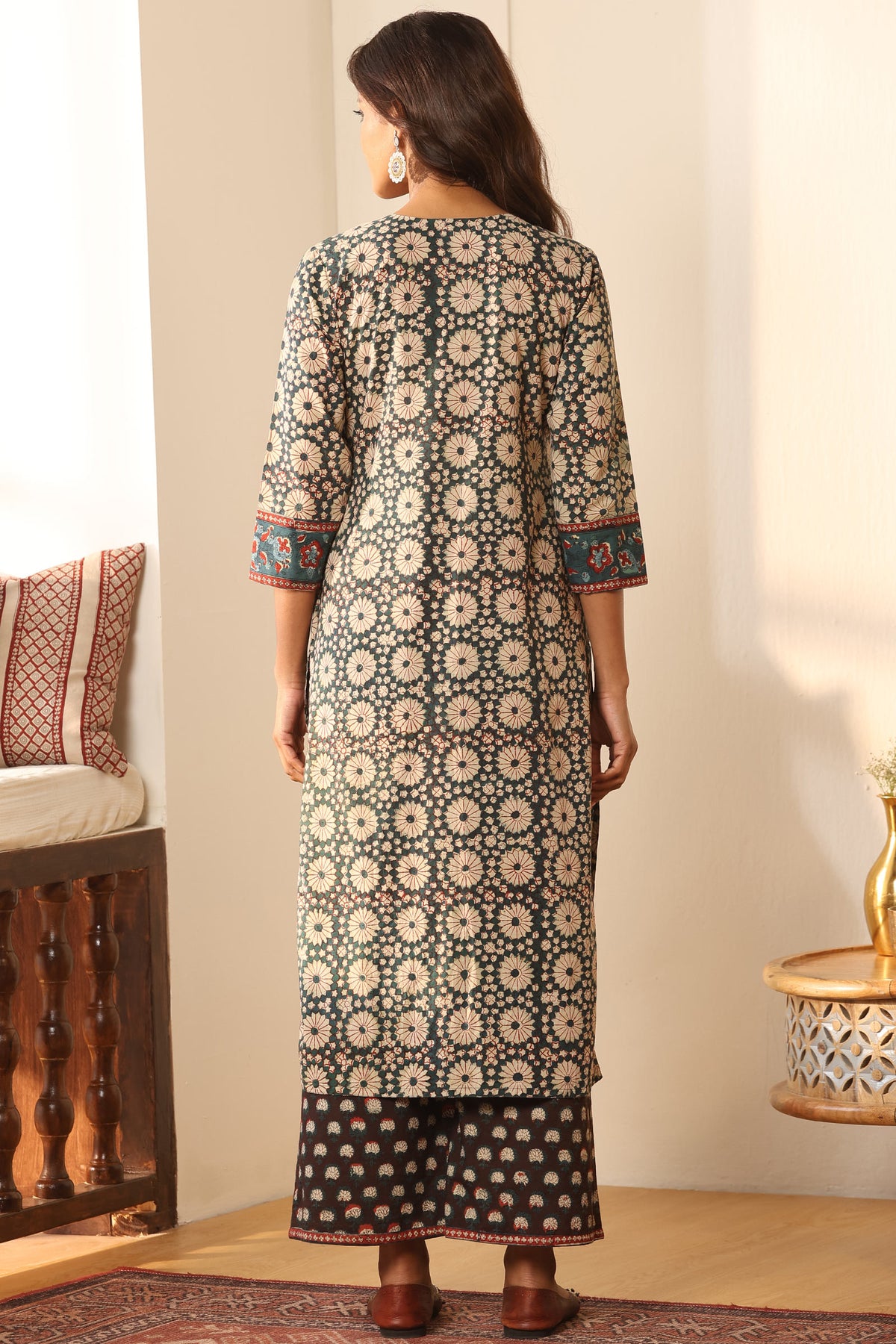 Sehra Mehreen Bagru Kurta