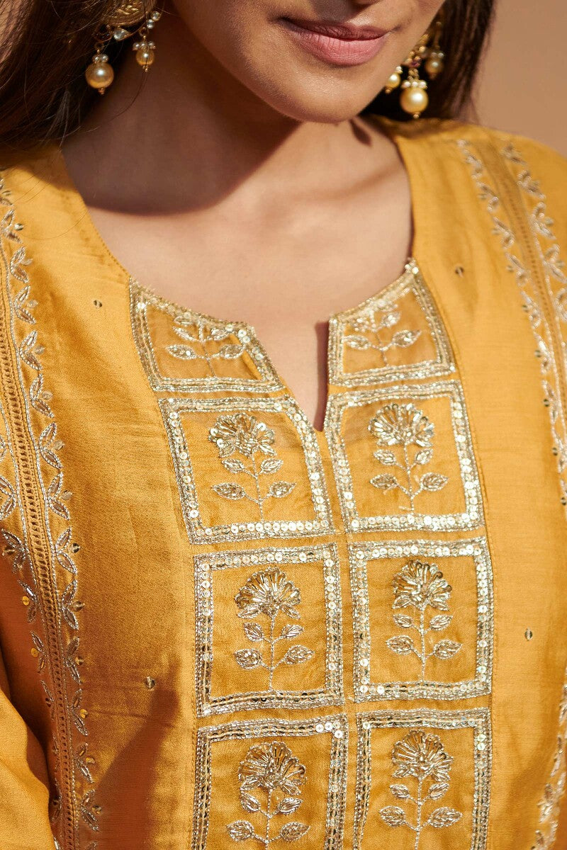 Shirin Farhin Chanderi Kurta