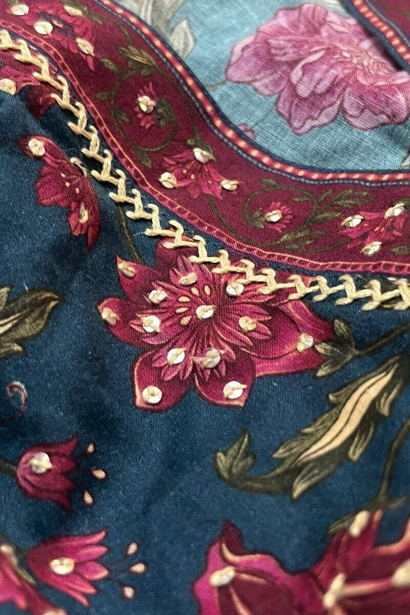 Mahnoor Saira Kurta