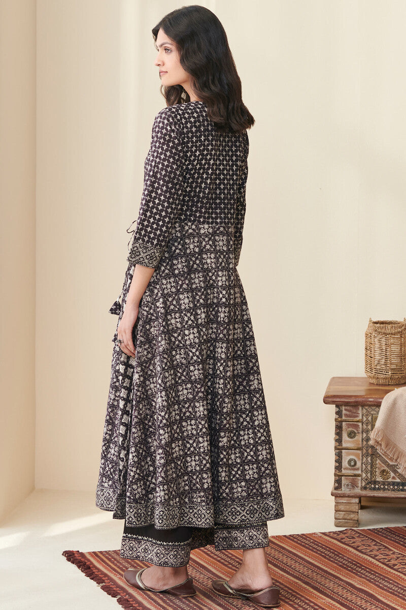 Sehra Nuzakat Bagru Kurta