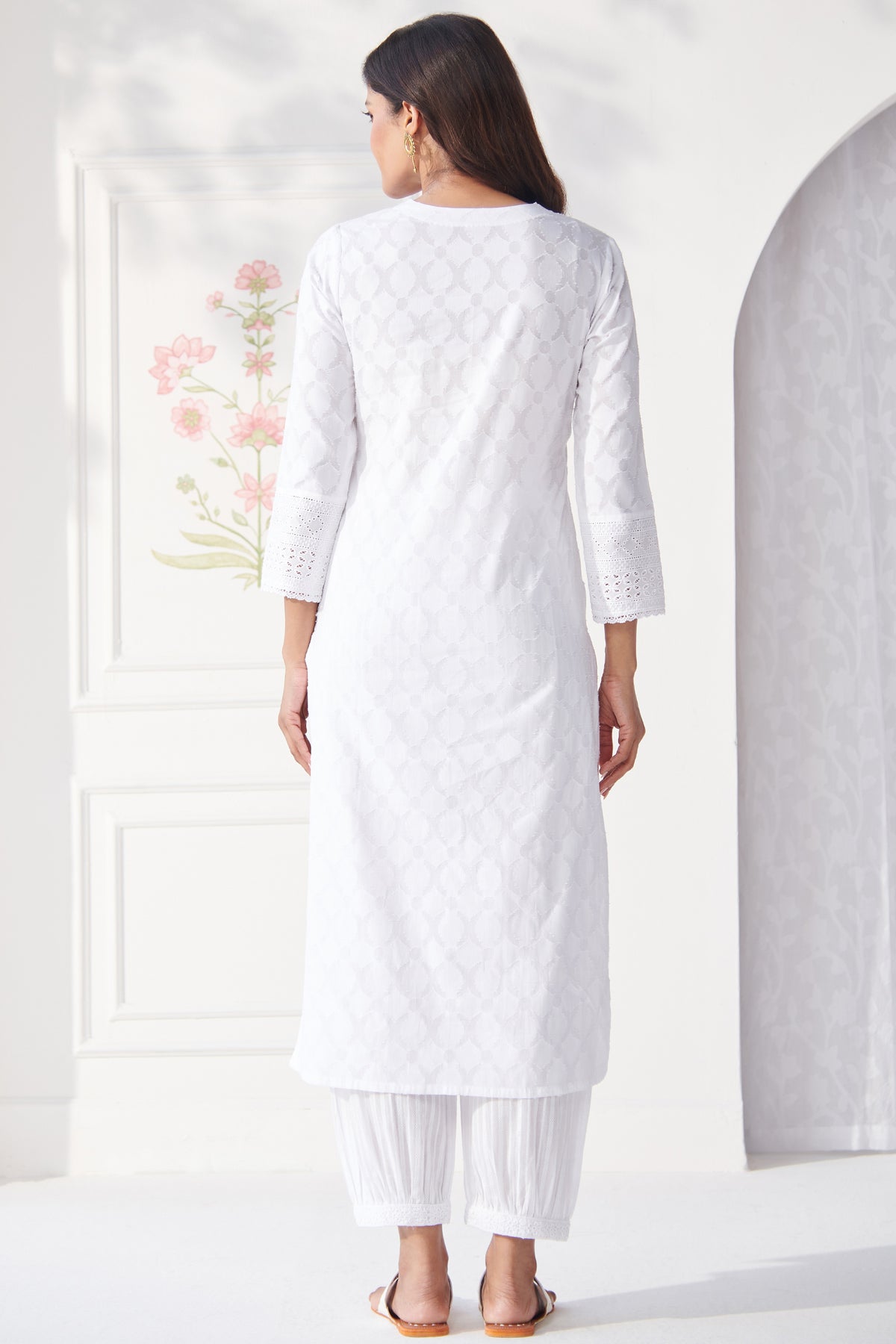 Raahat Aafiyah White Kurta