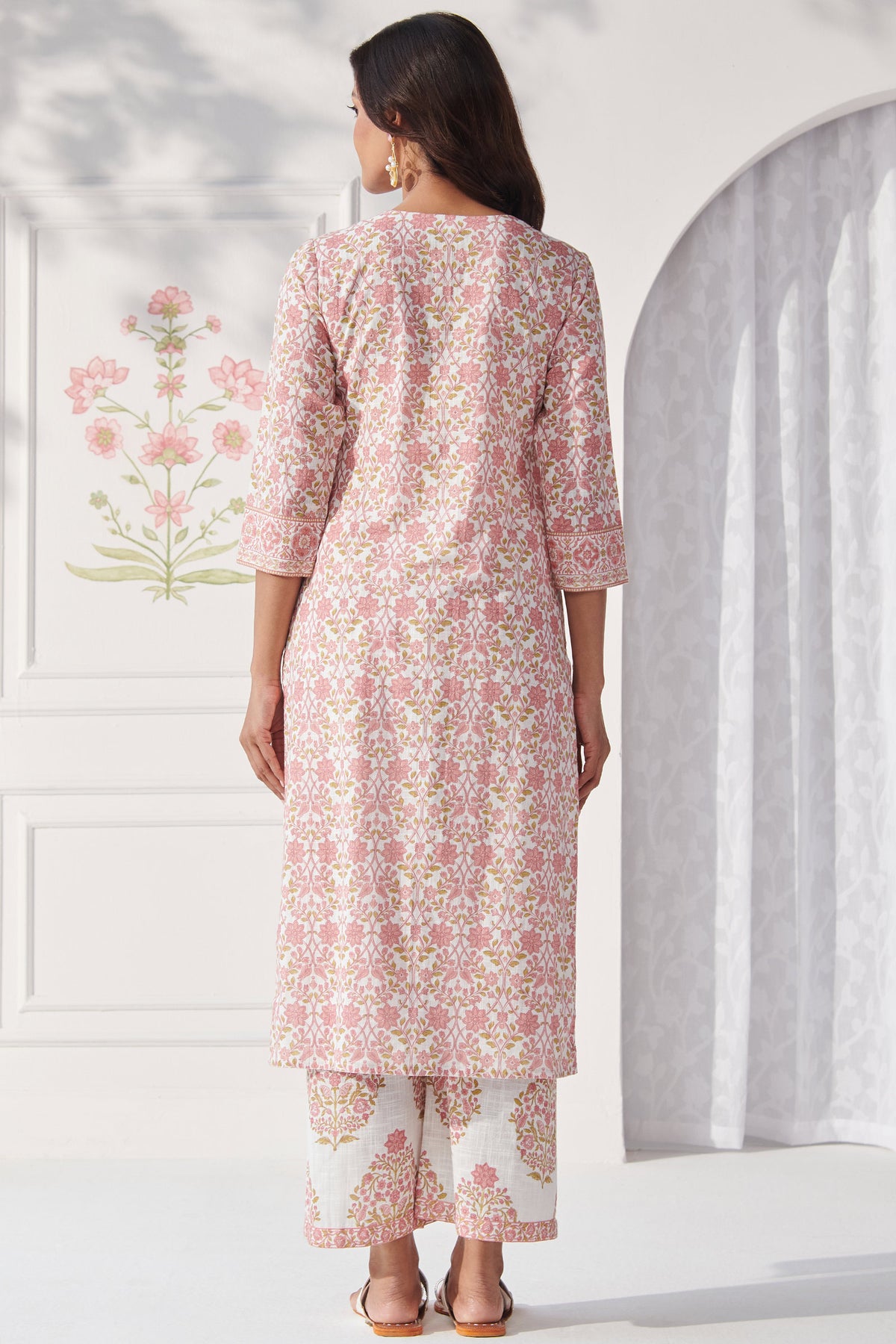 Gulbahar Nazneen Kurta