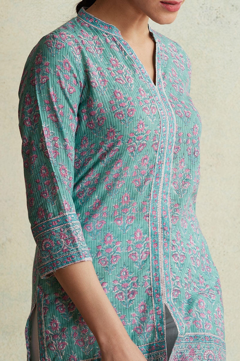 Anahita Farzin kurti