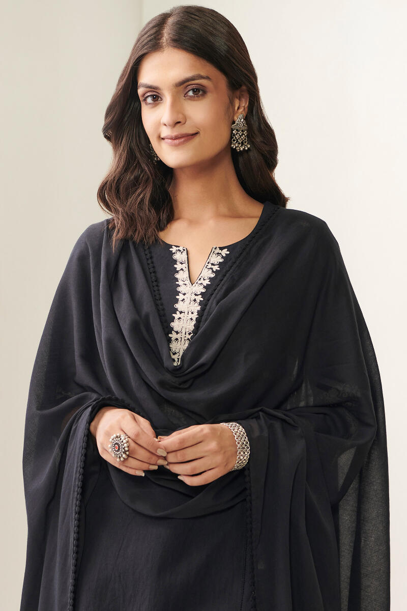 Mirza Kaynat Dupatta