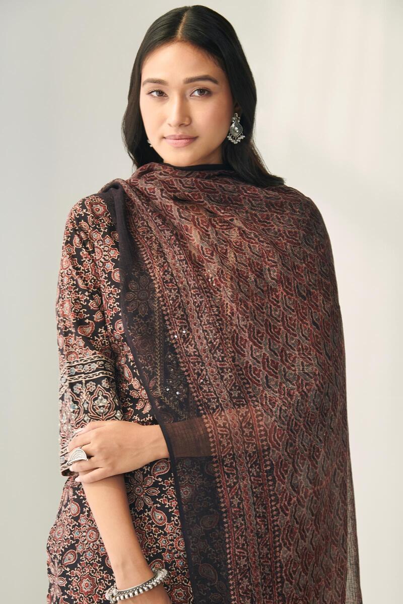 Sehra Farheen Ajrak Dupatta