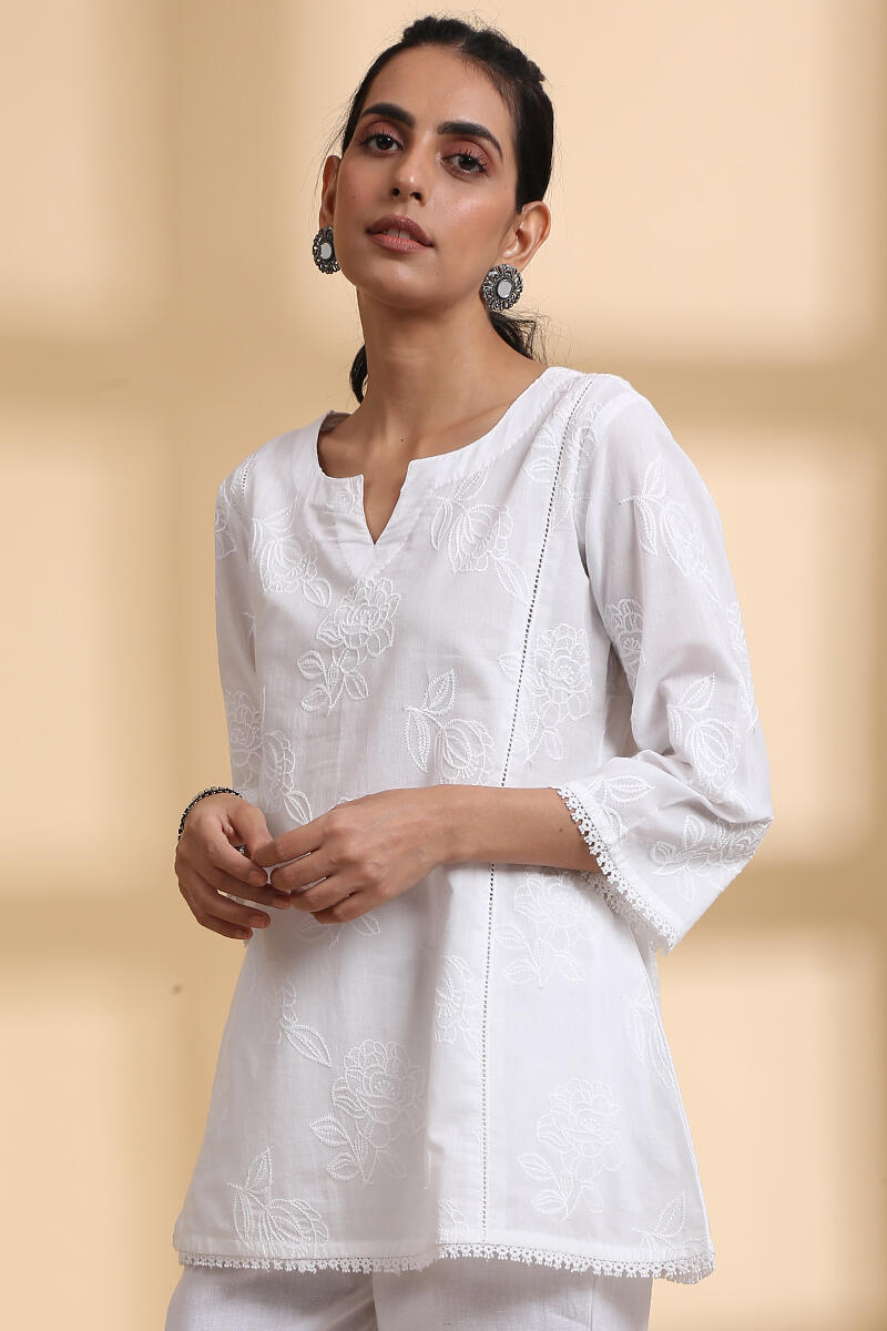 Falak White Top