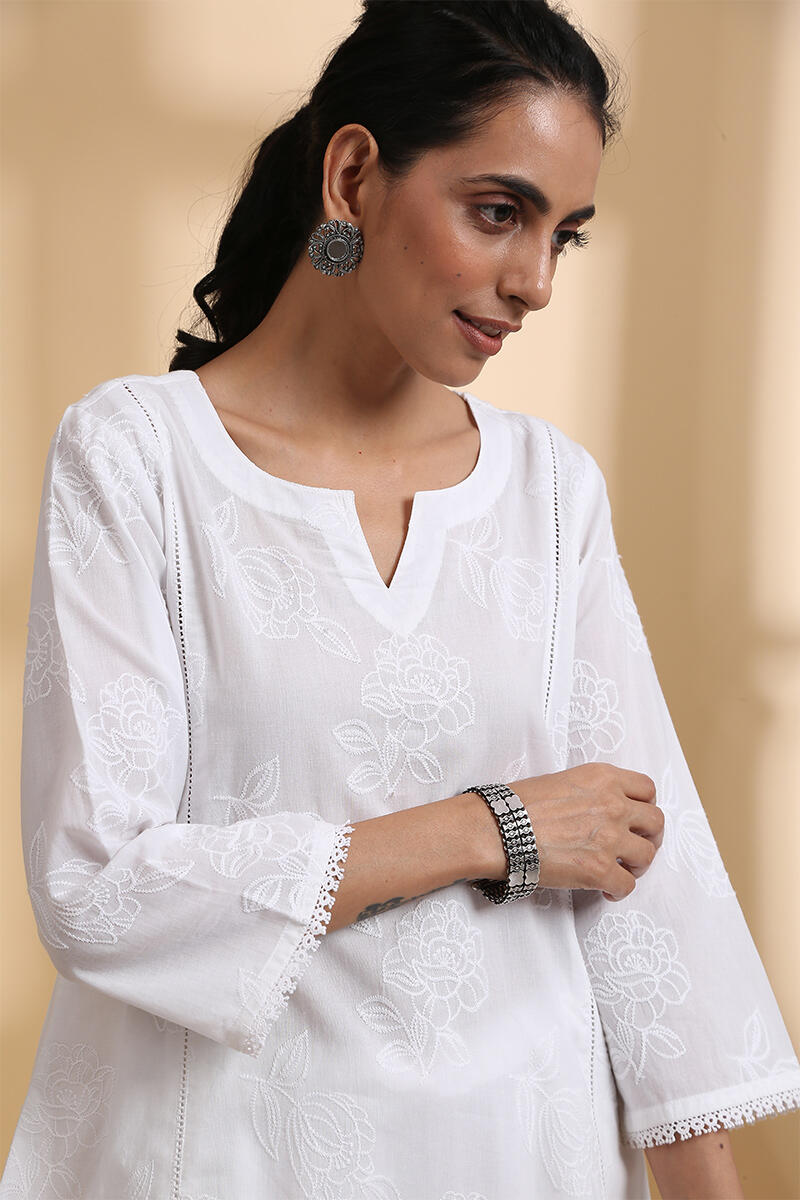Falak White Top