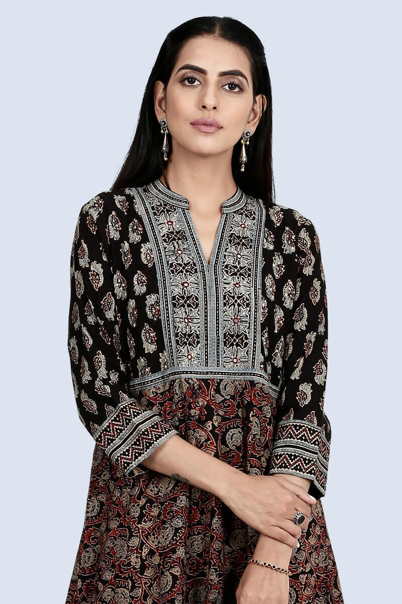 Falaknuma Zohra Kurta