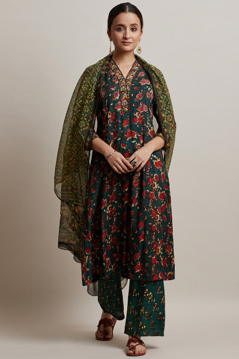Nur Zeenat Shantung Kurta