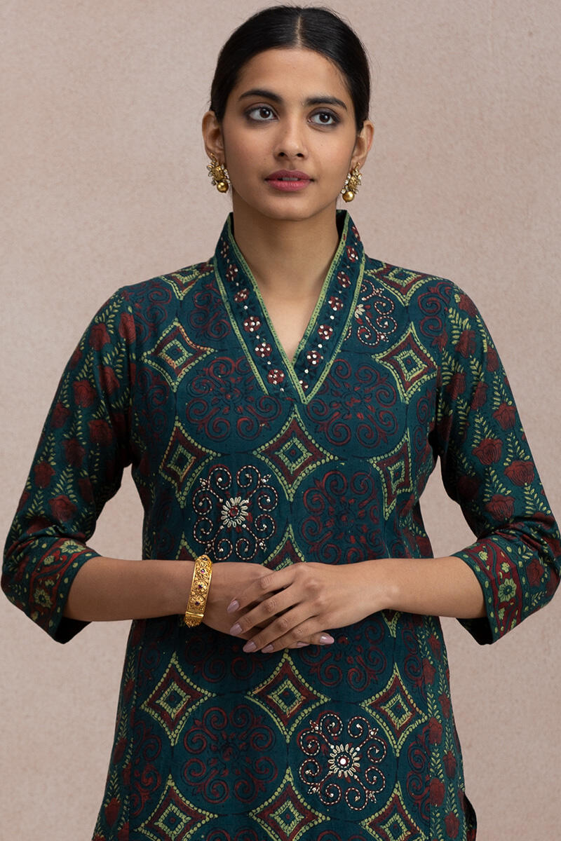 Rehnuma Heer Kurta