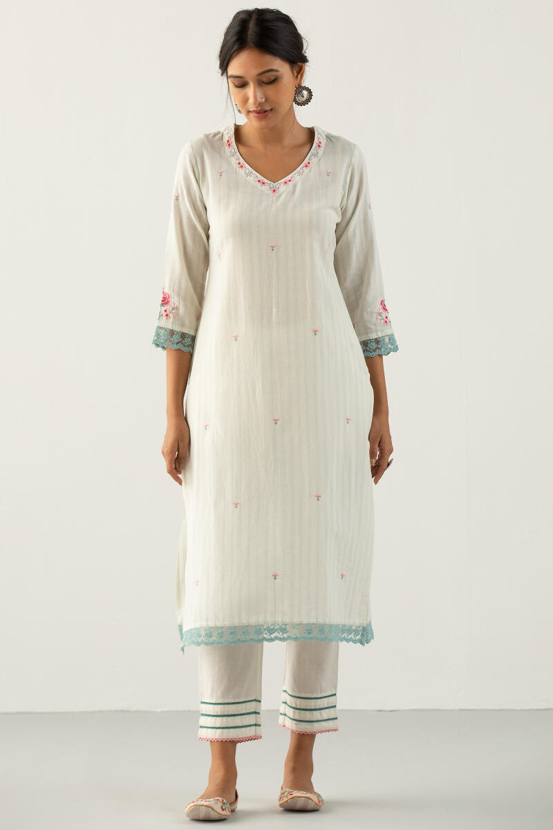 Gulbarg Rumaisa Kurta