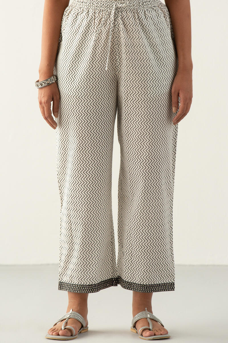 White Printed Straight Farsi