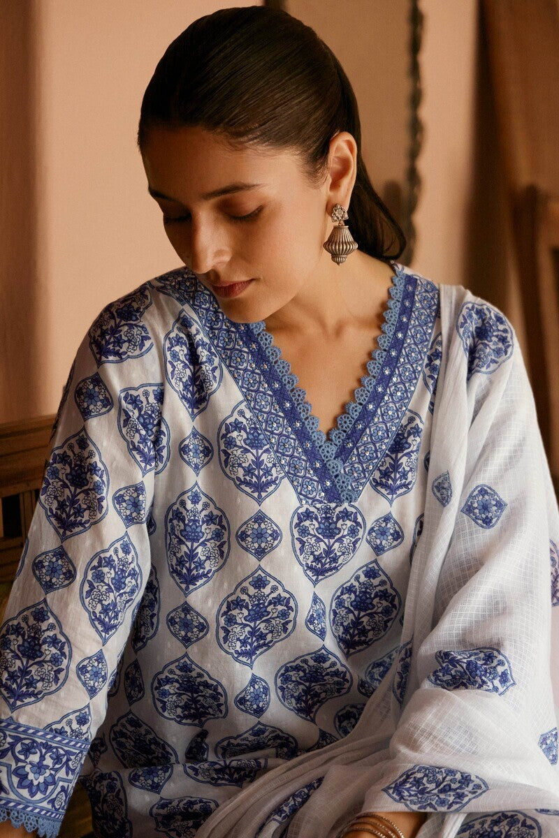Neelofar Sanganeri Kurta