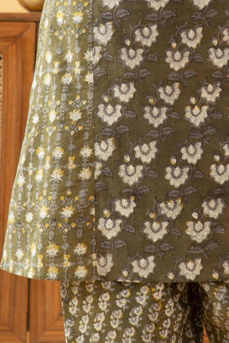 Sehra Zehna Kurta