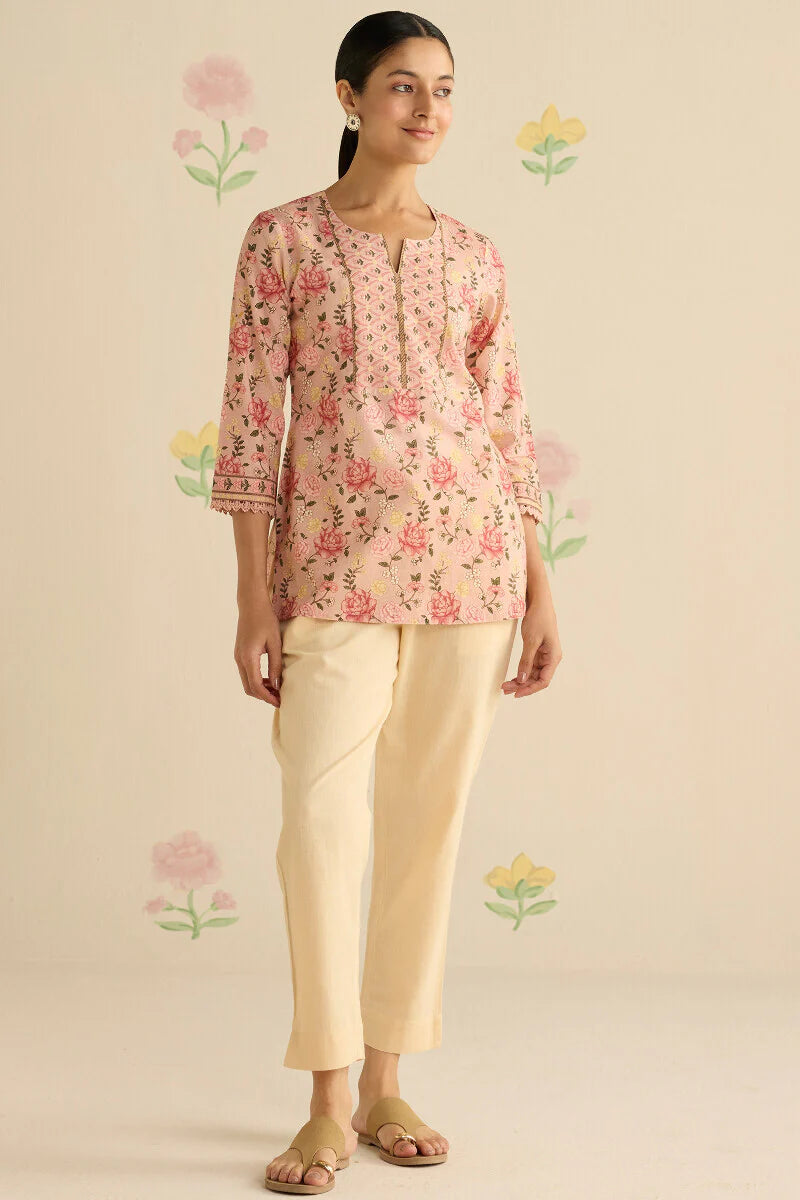 Surplus: Gulraiz Farah Top