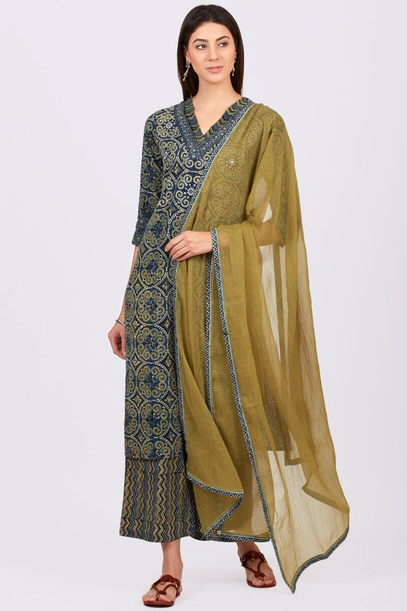 Firdaus Darya Kurta