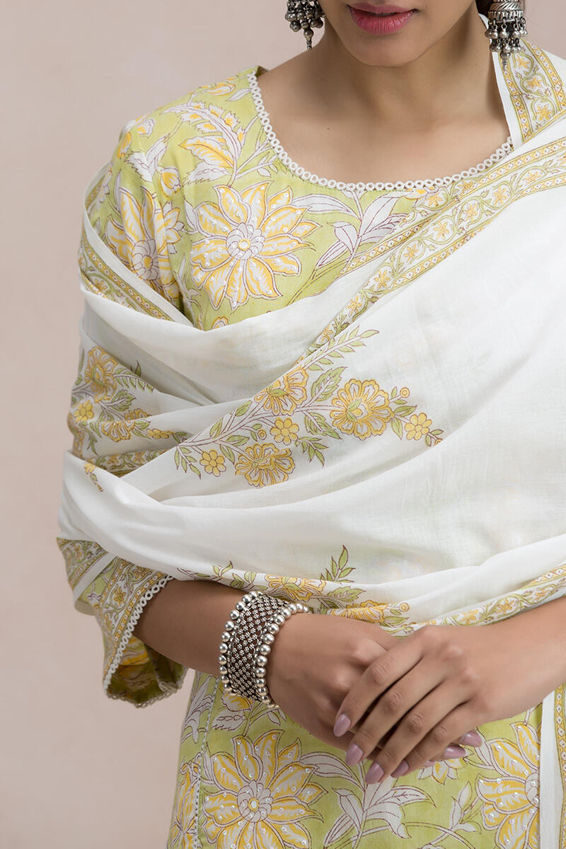 Gauhar Layla Dupatta