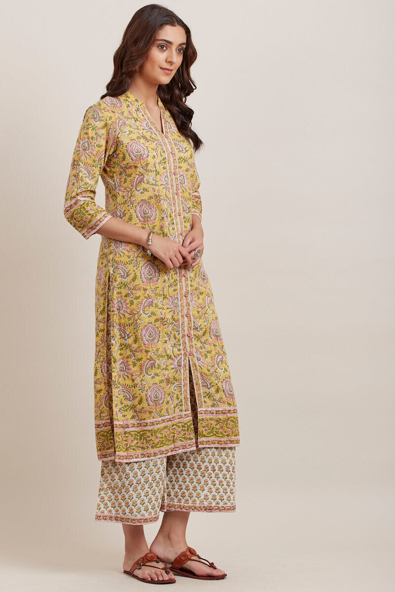 Gauhar Naira Kurta