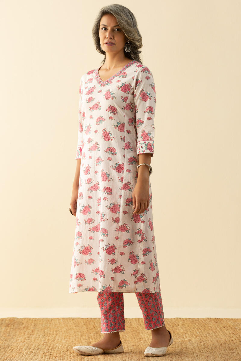 Gulbarg Aiza Kurta
